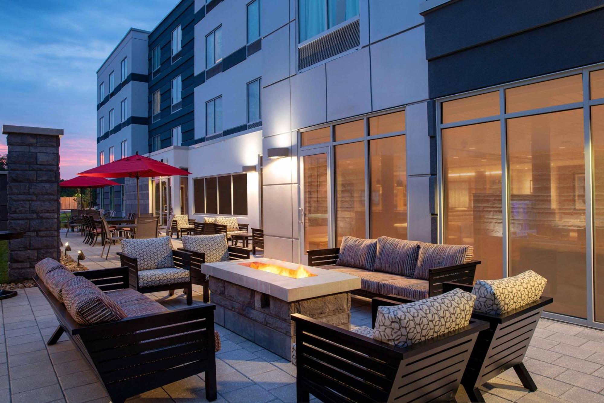 Fairfield By Marriott Inn & Suites ลูอิสเบิร์ก ภายนอก รูปภาพ